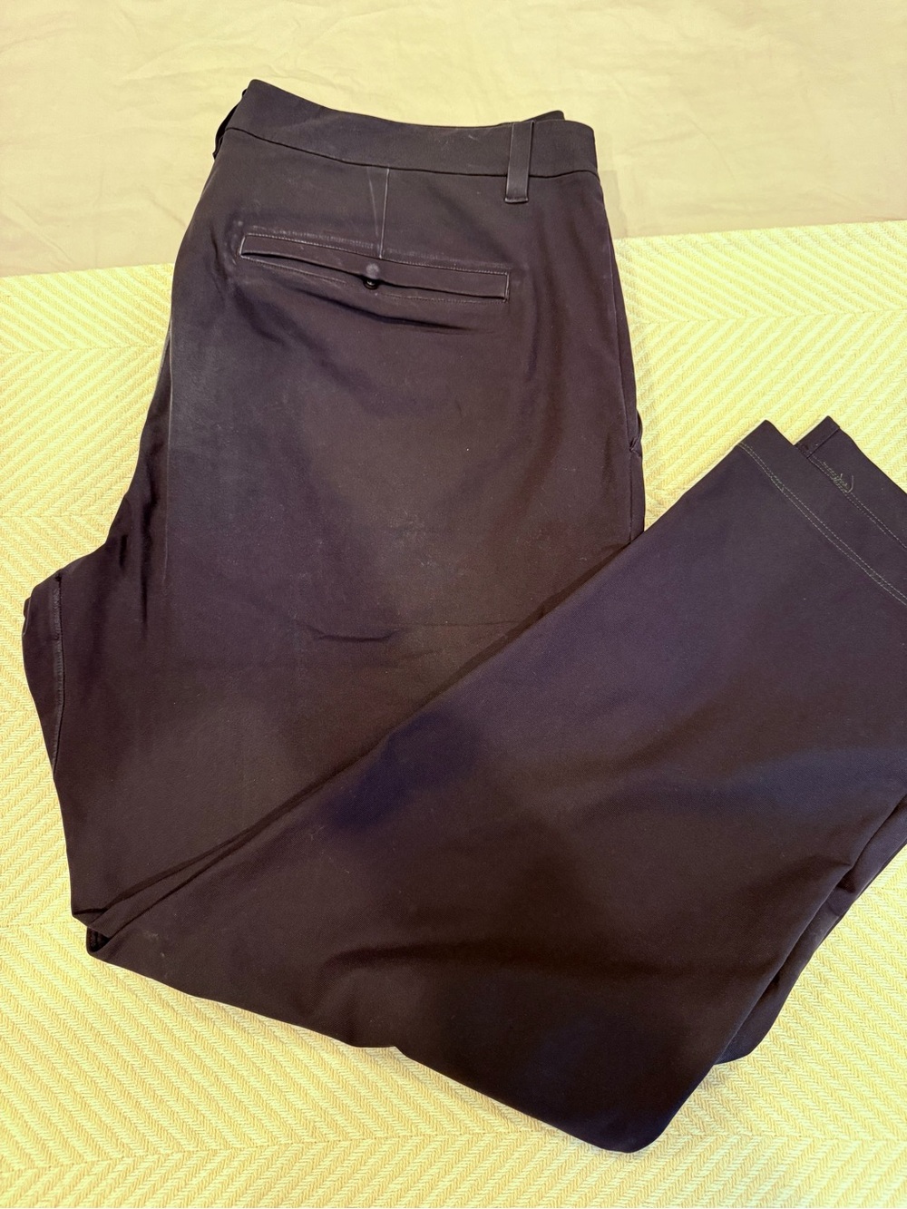 lululemon athletica Men's ABC / commission pants - 36 hemmed to 30-31